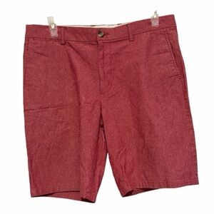 Old Navy Men's Burgundy Flat Front Shorts size 36
